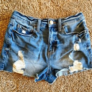 SO High Rise Mom Shorts 7/28W Shorts!